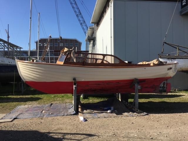 Sloep 7.20 m hout, Watersport en Boten, Sloepen, Gebruikt, Tot 10 pk, 6 meter of meer, Binnenboordmotor, Benzine, Hout, Ophalen