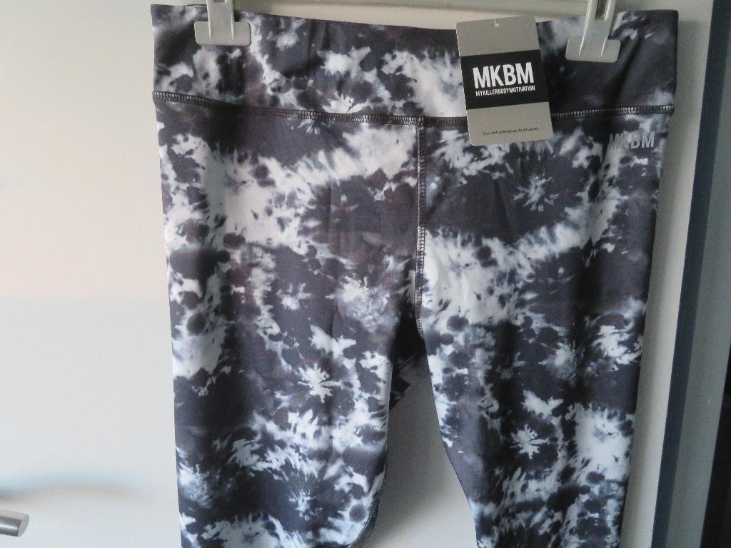 Nieuw SPORTBROEK maat XL van Faya Lourens, Kleding | Dames, Sportkleding, Overige kleuren, Maat 46/48 (XL) of groter, Nieuw, Ophalen of Verzenden