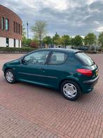 Peugeot 206 1.4 XR 3D 1999 Groen, Auto's, Voorwielaandrijving, 4 cilinders, Origineel Nederlands, Overige kleuren