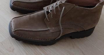 Hele Mooie Stevige echte Suède Veter Schoenen - 45 beschikbaar voor biedingen