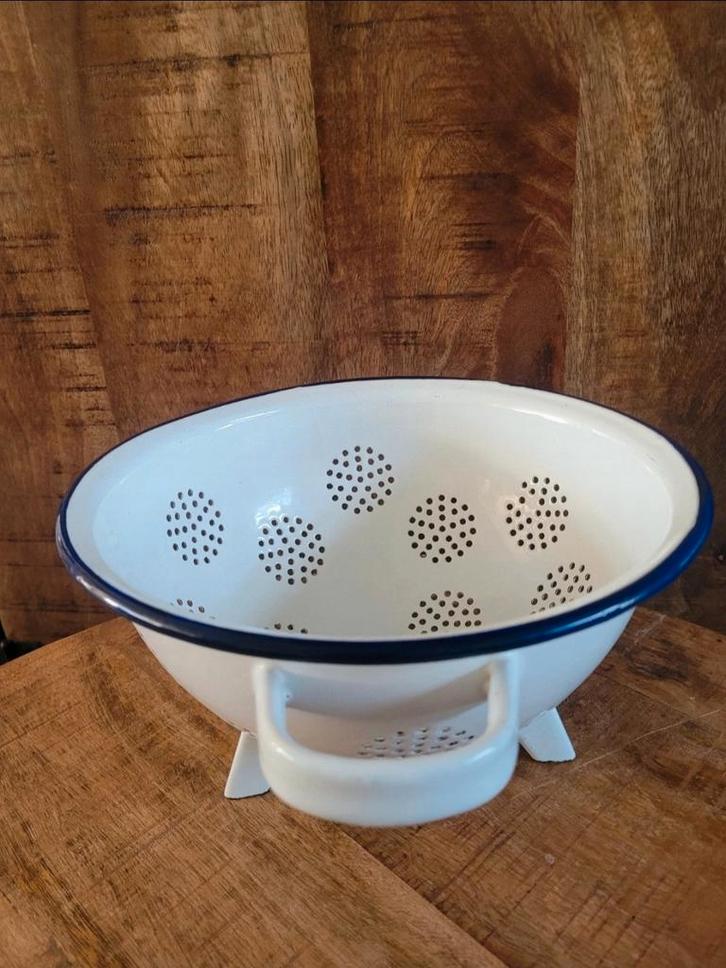 Vintage Emaille Vergiet - Ø 23 cm, Huis en Inrichting, Keuken | Keukenbenodigdheden, Ophalen of Verzenden