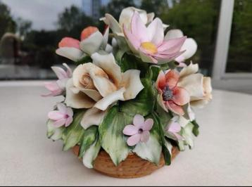 Capodimonte porseleinen bloemen boeket vintage kunstbloemen beschikbaar voor biedingen