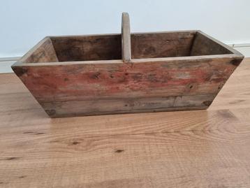 Nieuwe houten graanbak beschikbaar voor biedingen