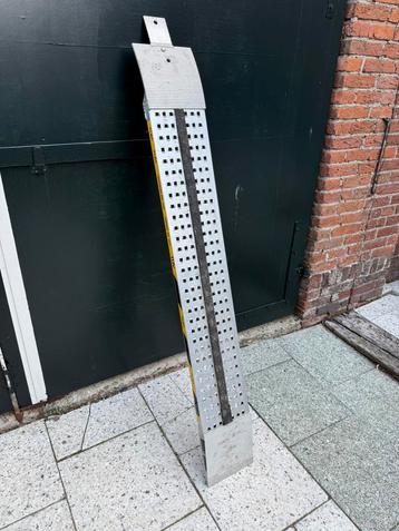 RIJPLAAT OPRIJPLAAT SOLIDE ALUMINIUM MOTOR 150 Cm beschikbaar voor biedingen