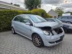 Mercedes-Benz B-klasse 150 SCHADE !, Auto diversen, Schadeauto's, 1498 cc, Mercedes-Benz, Handgeschakeld, Zilver of Grijs
