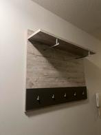 Moderne wandkapstok met plank, Wandkapstok, Ophalen of Verzenden, Zo goed als nieuw, Minder dan 100 cm