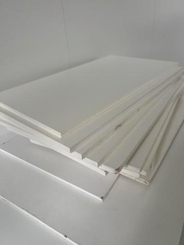 Mdf platen beschikbaar voor biedingen