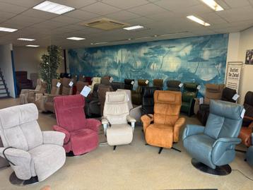 Gebruikt & nieuw sta op relax stoel/fauteuil gratis bezorgd  beschikbaar voor biedingen
