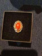 Supermooi! Vintage ring geelgoud 14 krt bloedkoraal coral, 18 tot 19, Ophalen of Verzenden, Zo goed als nieuw, Met edelsteen
