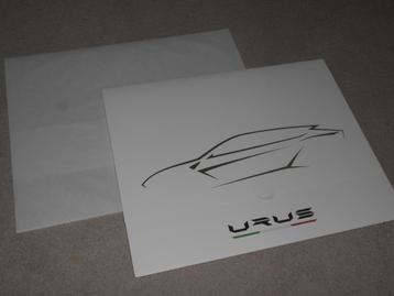 Lamborghini Urus map met design schets Litho beschikbaar voor biedingen