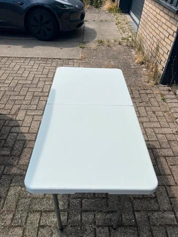 WK9 - ADSafety inklapbare tafel (122 x 60 x 74 cm) beschikbaar voor biedingen