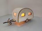 Houten model caravan met licht, Hobby en Vrije tijd, Overige merken, Verzenden, Nieuw, Groter dan 1:32