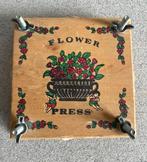 Vintage bloemenpers flower press, Hobby en Vrije tijd, Ophalen of Verzenden, Zo goed als nieuw