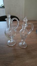 Twee antieke glazen kannetjes met stop, Ophalen of Verzenden