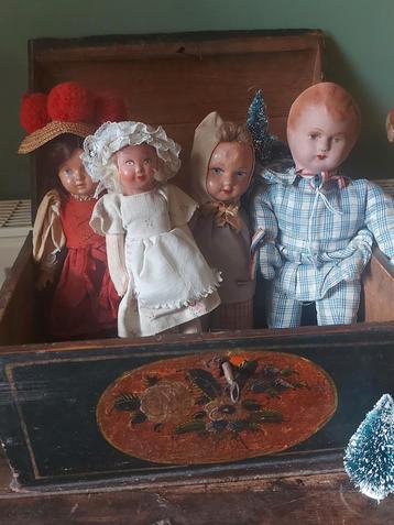 Lot met 4 x oude pop , schildpad, unica  beschikbaar voor biedingen