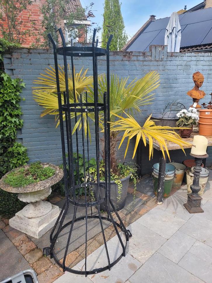 Massieve zware metalen boombeschermers p/st 175 euro, Tuin en Terras, Bloembakken en Plantenbakken, Zo goed als nieuw, Metaal