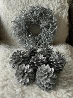 Kerstkrans + Dennenappels zilver, Diversen, Ophalen, Zo goed als nieuw