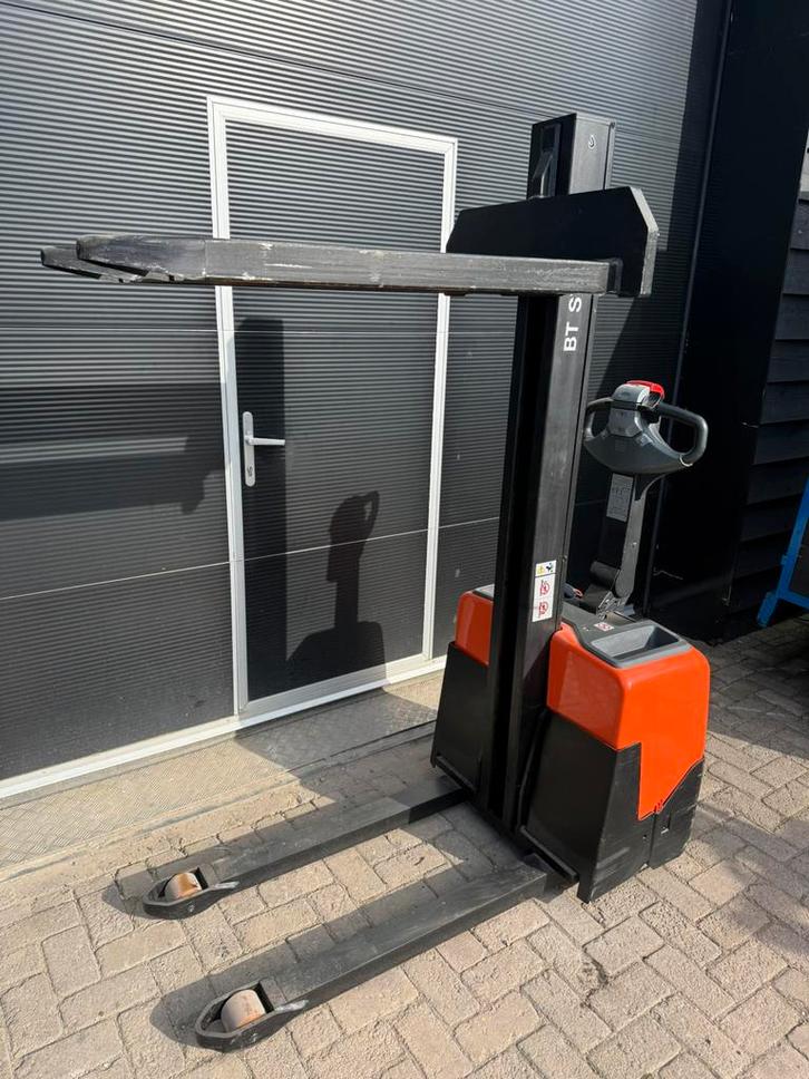 Electrische stapelaar 2016, Doe-het-zelf en Verbouw, Palletwagens en Pompwagens, Ophalen of Verzenden