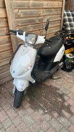 Zip 125cc, Fietsen en Brommers, Scooters | Piaggio, Gebruikt, Zip, Benzine, Maximaal 25 km/u