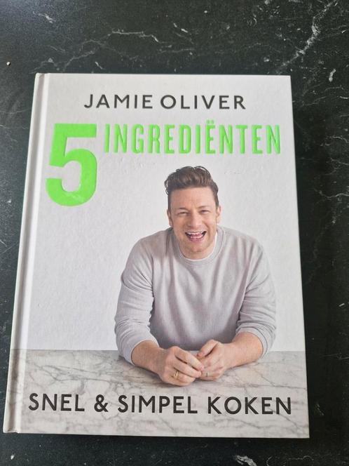 Jamie Oliver - Jamie Oliver - 5 ingredienten, Boeken, Kookboeken, Zo goed als nieuw, Ophalen of Verzenden