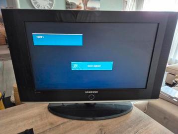 Goede Samsung TV op Voet | Scherm | LCD | LE26S81 | 26 inch  beschikbaar voor biedingen