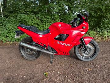 Suzuki gsx 600f beschikbaar voor biedingen