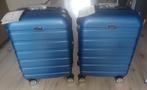 2 nieuwe reiskoffers maat S Voyagoux blauw, Ophalen, 50 tot 60 cm, Hard kunststof, Zo goed als nieuw