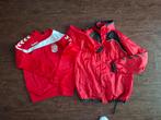 Sporting krommenie maat 164 tenue shirt en hummel regenjas, Maat XS of kleiner, Ophalen of Verzenden, Shirt