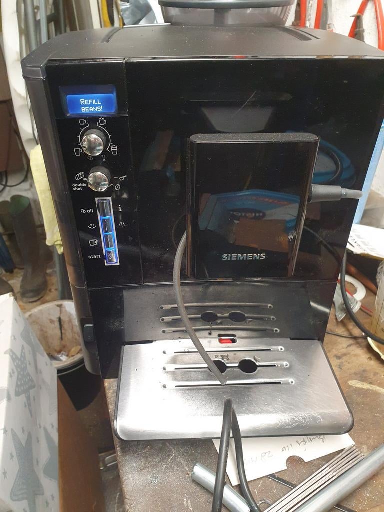 Defecte Siemens koffiemachine EQ5, Witgoed en Apparatuur, Koffiezetapparaten, Gemalen koffie, Koffiemachine, Ophalen of Verzenden