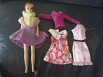 Vintage skipper hong kong en 3 barbie kleren, Ophalen of Verzenden, Kleertjes, Zo goed als nieuw