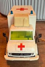 Vintage Mercedes Siku ambulance, Hobby en Vrije tijd, Ophalen of Verzenden, Gebruikt, Auto, SIKU