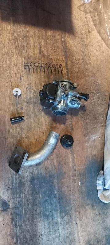 20mm carb met powerfilter en spruitstuk beschikbaar voor biedingen