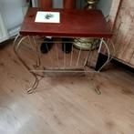Vintage krantenbak tafeltje, Antiek en Kunst, Curiosa en Brocante, Ophalen of Verzenden