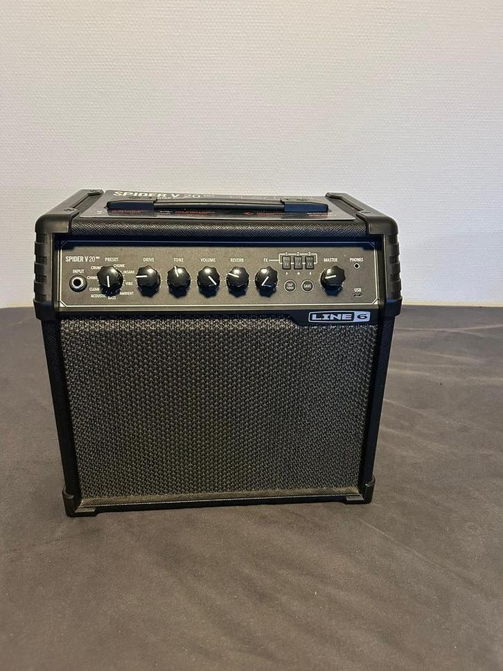 Spider v20 mk2 gitaar amp, Muziek en Instrumenten, Versterkers | Bas en Gitaar, Zo goed als nieuw, Gitaar, Minder dan 50 watt