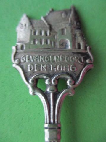 (A1592)  Den Haag Gevangenpoort beschikbaar voor biedingen