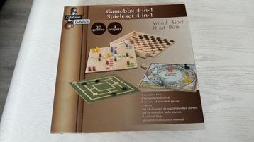 Game box 4in1 schaken, dammen, mens erger je niet, molenbord beschikbaar voor biedingen