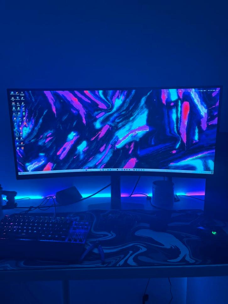 34 inch 240hz 2k curved, Computers en Software, Monitoren, Zo goed als nieuw, 201 Hz of meer, Curved, VA, Quad HD (2K), Ophalen of Verzenden