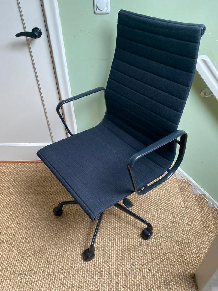 Vitra | Eames | EA119 Zwart Hopsak, Huis en Inrichting, Bureaustoelen, Gebruikt, Bureaustoel, Zwart, Ergonomisch, Verzenden