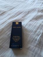 Estee Lauder Double Wear Foundation - 1N2 Ecru, Ophalen of Verzenden, Zo goed als nieuw, Beige, Gehele gezicht