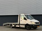Mercedes-Benz SPRINTER 3.0D V6 Oprijwagen Auto ambulance Aut, Auto's, Euro 5, 15 km/l, Gebruikt, 190 pk