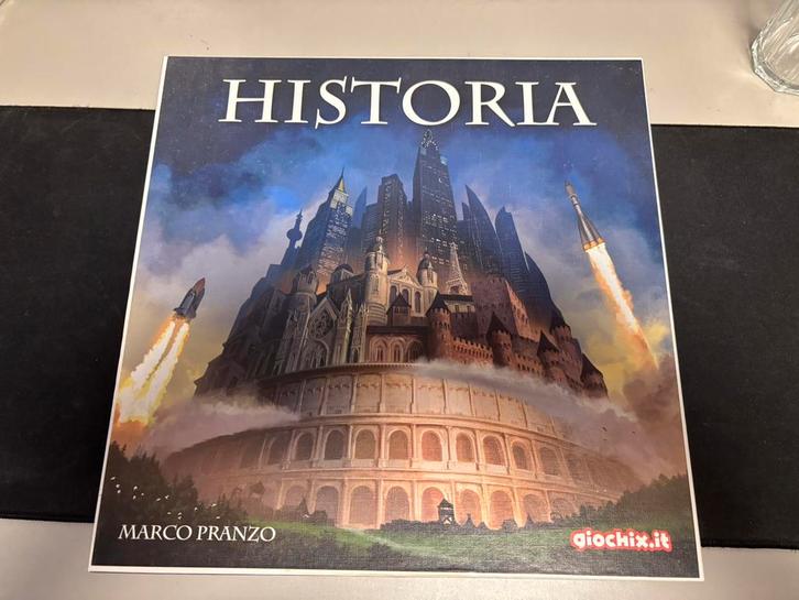Historia (2014), Hobby en Vrije tijd, Gezelschapsspellen | Bordspellen, Zo goed als nieuw, Vijf spelers of meer, Ophalen of Verzenden