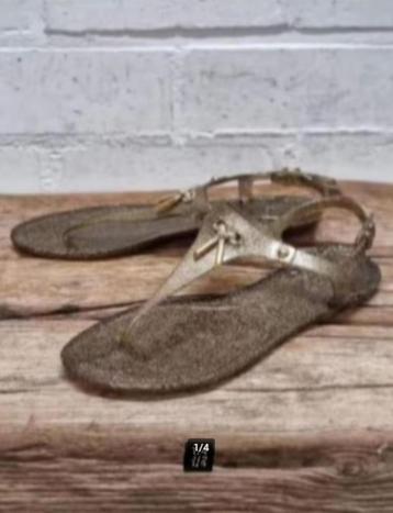 Tod's - Prachtige jelly sandals maat 40 - Als nieuw - Tods beschikbaar voor biedingen