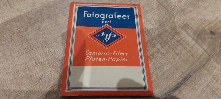 Vintage Agfa Fotografeer met Agfa boekje - Camera's Films, Audio, Tv en Foto, Fotografie | Fotopapier, Gebruikt, Ophalen of Verzenden