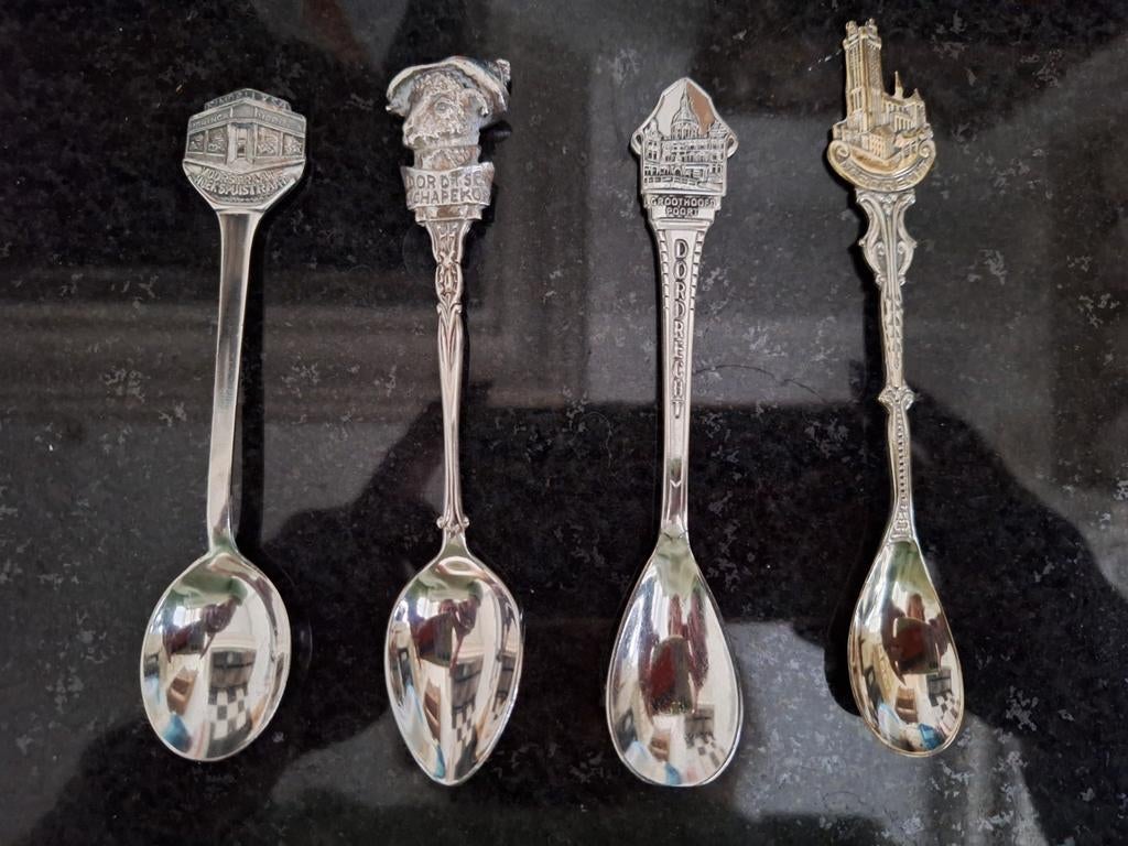 4 theelepels Dordrecht souvenir lepels, Ophalen of Verzenden
