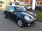 MINI Cooper 1.6 120PK AIRCO (bj 2007), Voorwielaandrijving, Gebruikt, 750 kg, 4 cilinders