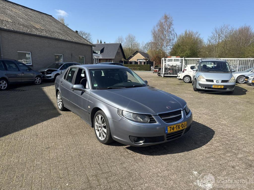 Saab 9-5 2.3t Business (bj 2006, automaat), Auto diversen, Schadeauto's, Saab, Automaat, Benzine, Sedan, Zilver of Grijs