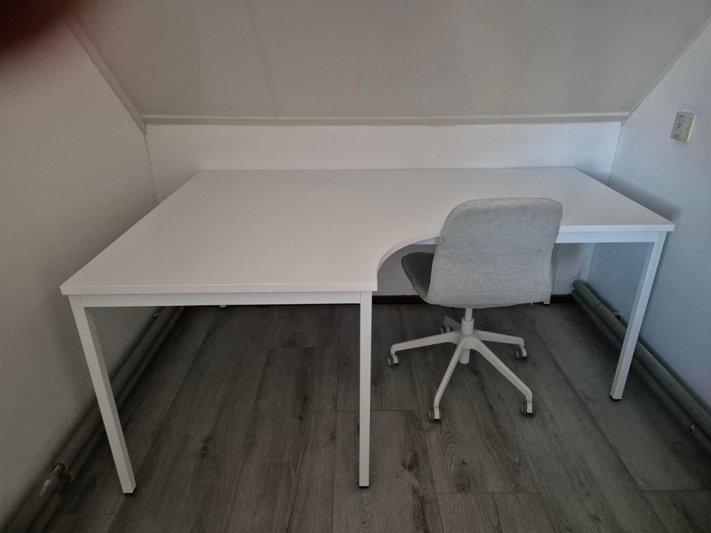 Zwaar bureau en bureaustoel, Huis en Inrichting, Bureaus, Ophalen of Verzenden, Gebruikt, Bureau