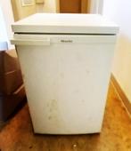 Miele tafelmodel koelkast met vriesvak, Gebruikt, 100 tot 150 liter, 45 tot 60 cm, Met vriesvak