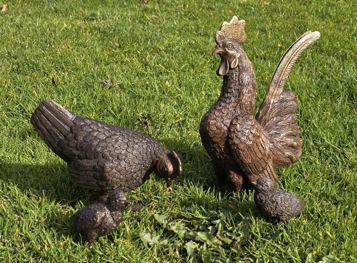 HAAN EN HEN MET 2 KUIKENS / BRONS  / TUINBEELD/ SETPRIJS, Tuin en Terras, Tuinbeelden, Nieuw, Dierenbeeld, Ophalen of Verzenden