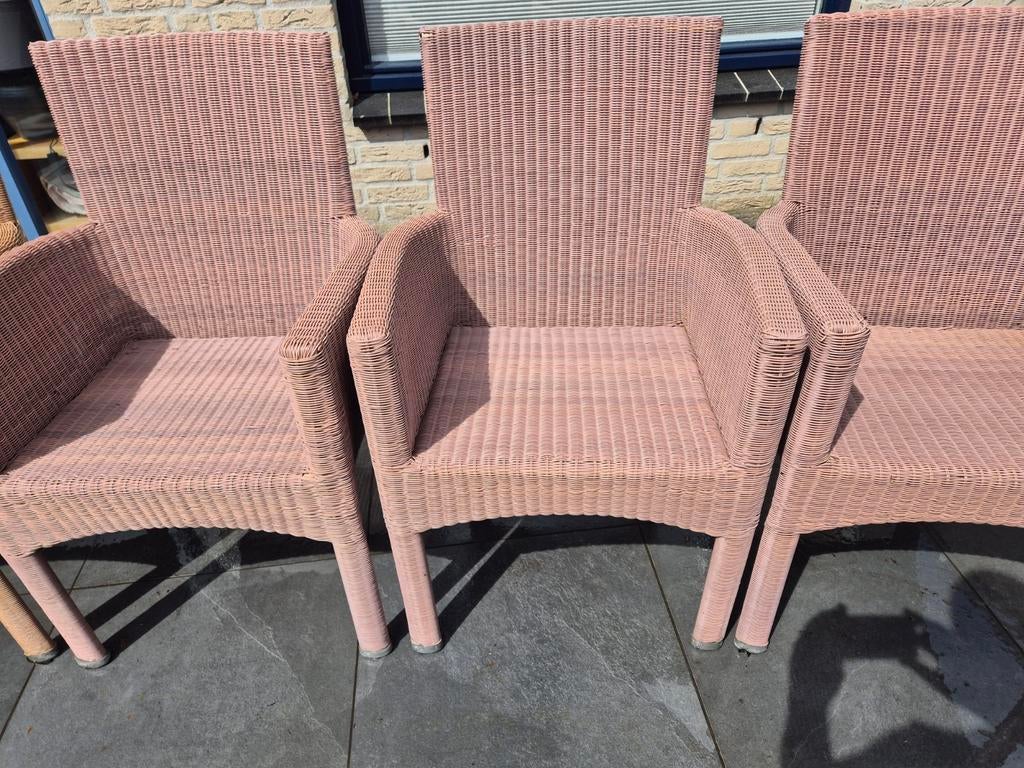 4 kunststof tuinstoelen (gratis af te halen), Ophalen, Gebruikt, Kunststof